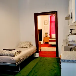 volkstheater-apartment.vienna-besthotels.com/
